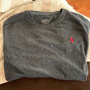Grey fitted polo t-shirt.